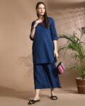 aayusika_blue_women_v-neck_straight_kurta_26_pants_set.jpg
