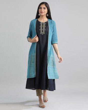 Sleeveless A-line Kurta with Jacket