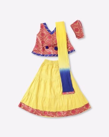 Floral Jaquard Choli with Flared Lehenga & Dupatta