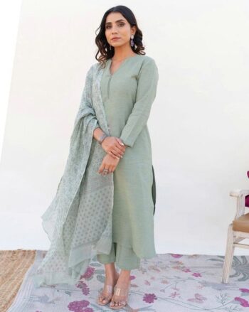 Women Lace Straight Kurta with Pants & Dupatta