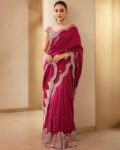 Women Embellished Saree with Scalloped Border