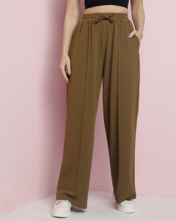 Women Straight Fit Pants with Insert Pockets