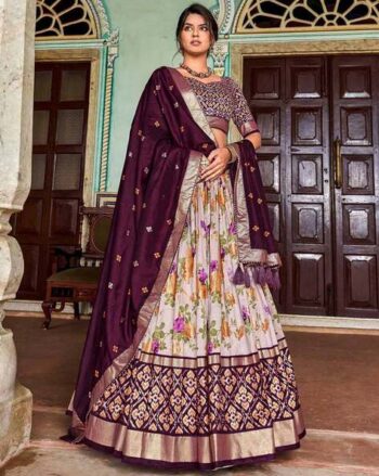 Women Lehenga Choli Set with Dupatta
