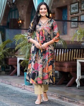 Women Floral Anarkali Kurta with V-Neck