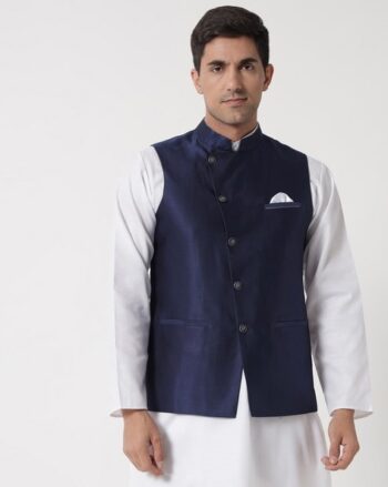 Men Regular Fit Nehru Jacket with Welt Pockets
