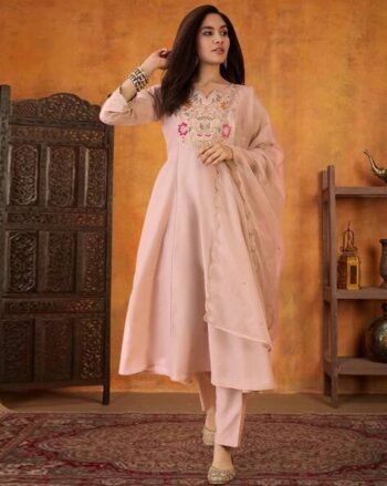 Women Floral Flared Kurta Set