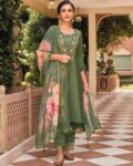 Women Straight Kurta Set with Embroidery