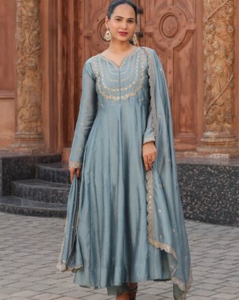 Women Embroidered Anarkali Kurta Set