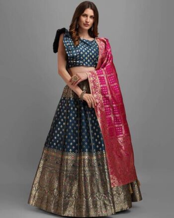 Dotted Lehenga Choli Set with Dupatta
