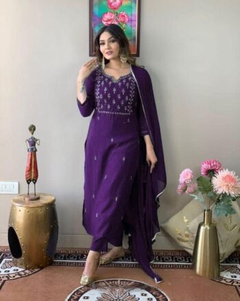 Women Straight Kurta Set