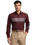 Men Regular Fit Cutaway Collar Shirt