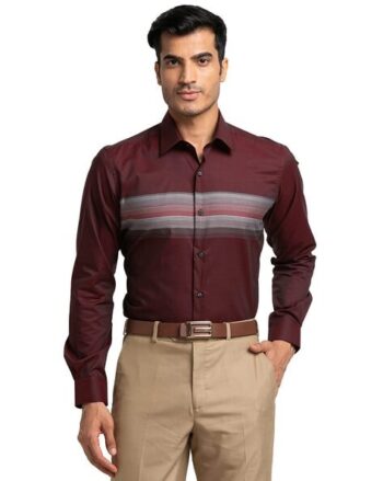 Men Regular Fit Cutaway Collar Shirt