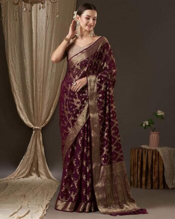 Paisley Pattern Zari Woven Saree with Unstitched Blouse Piece