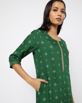 Geometric Print Round-Neck Straight Kurta