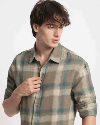 Men Checked Relaxed Fit Cotton Shirt