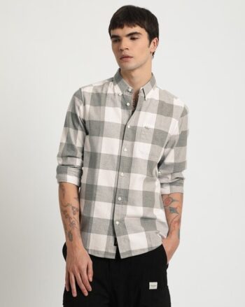 Men Slim Fit Checked Button-Down Collar Shirt