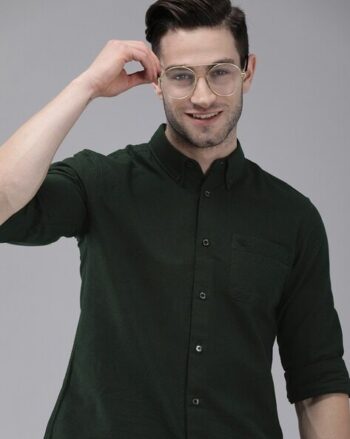 Men Solid Slim Fit Shirt
