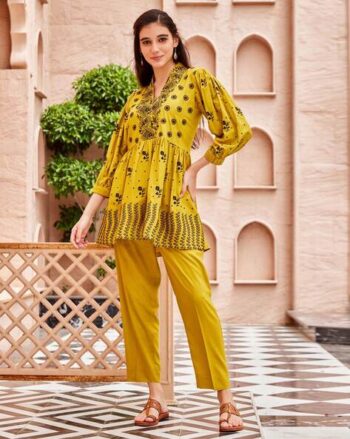 Women Embroidred 2-Piece Set