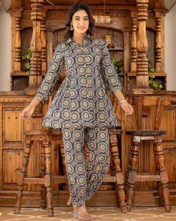 Women Aztec Printed Flared Kurta Pants Sets